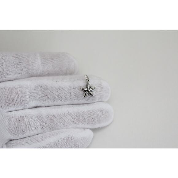 Sterling Silver Realistic Starfish Charm, Silver Textured Starfish Charm - Picture 2 of 6
